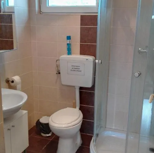 アパート Sunshine シオーフォク