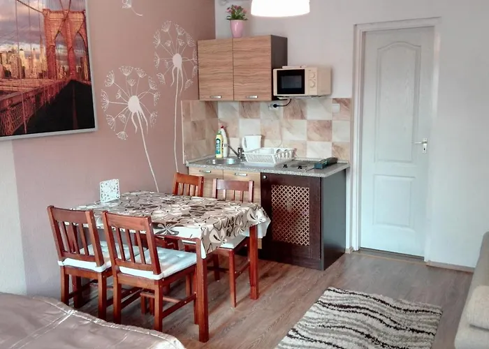 Sunshine アパート シオーフォク